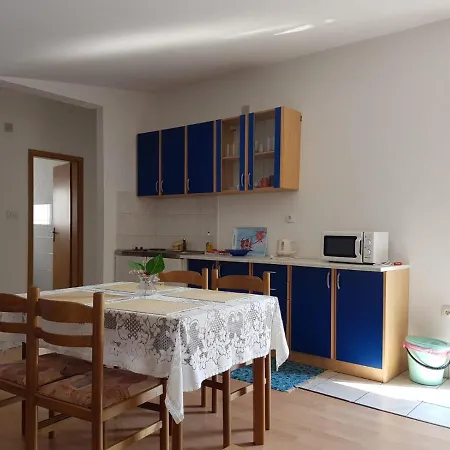 S&m Apartman Marina
