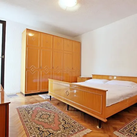 S&m Apartman Marina