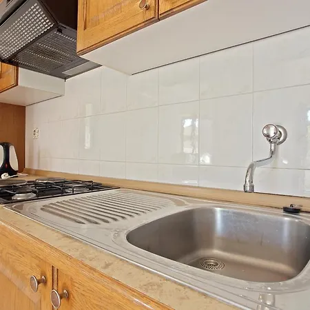 Διαμέρισμα S&m *